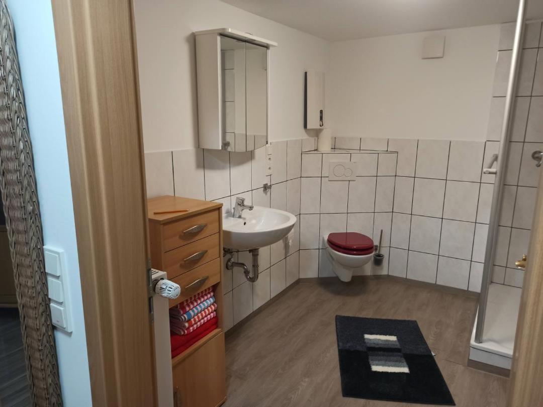 Neu Ferienwohnung Biesfeld-Altes Backhaus Kürten Екстериор снимка